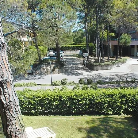 Functional Flat With Balcony For 7 Guests In * Lignano Sabbiadoro